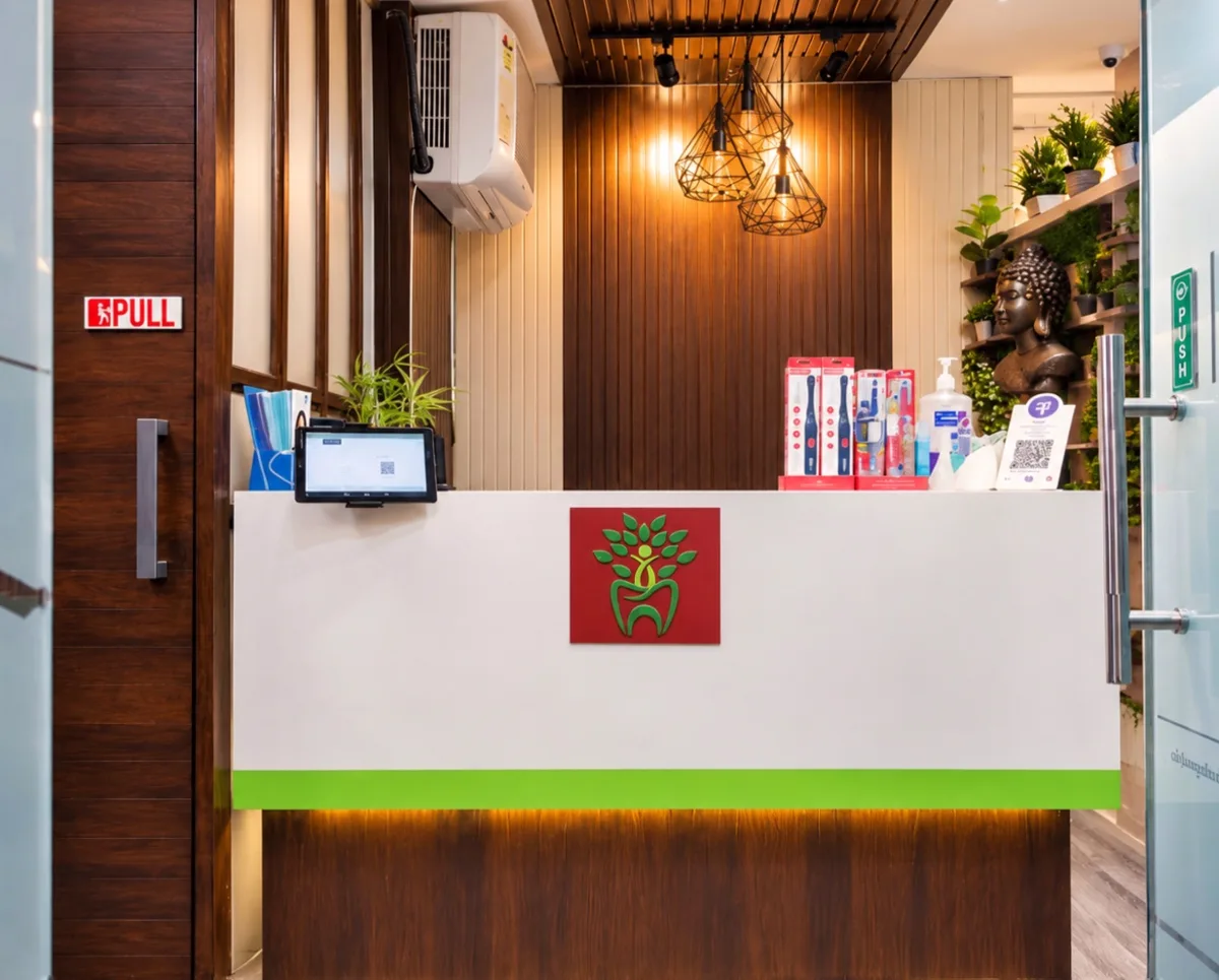Healing Touch Dental reception, dental clinic in Palam Vihar Gurgaon
