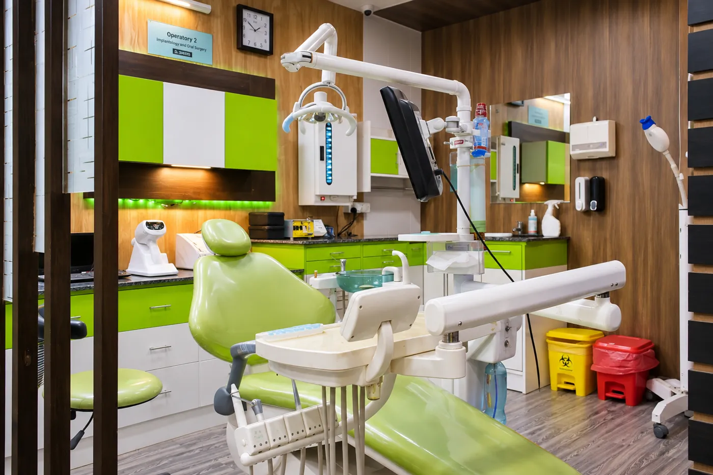 Implant & oral surgery room – Healing Touch Dental Palam Vihar