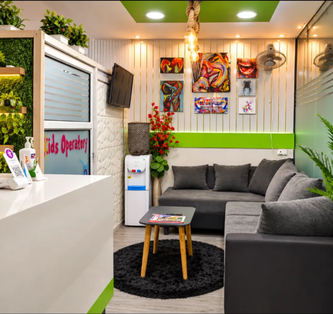 Healing Touch Dental, Palam Vihar (Sector 23) reception